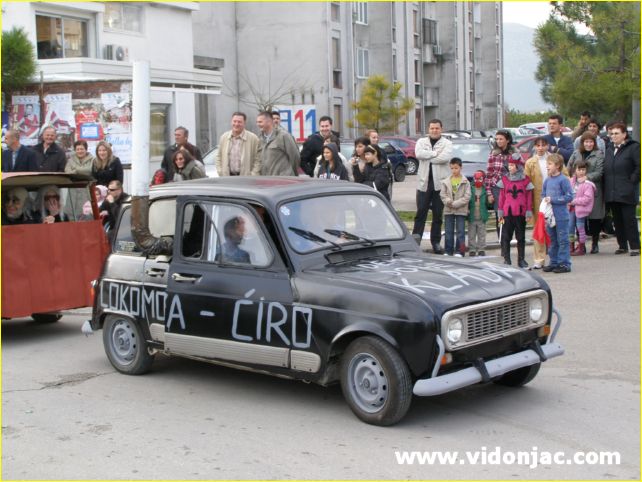 Povorka_u_Metkovicu_12