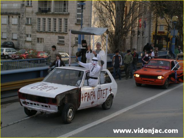 Povorka_u_Metkovicu_40